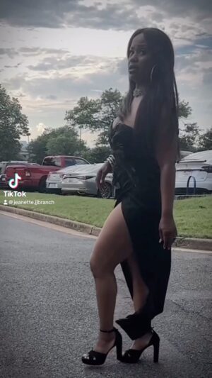 Jeanette Branch Instagram - ❤️❤️🖤🖤❤️❤️ Strutting In the Nations Capital.