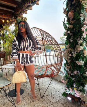 Jeanette Branch Instagram - Birthday behavior loading…. #April8th. 🦓Outfit link in Bio