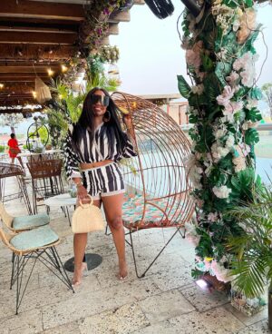 Jeanette Branch Instagram - Birthday behavior loading…. #April8th. 🦓Outfit link in Bio