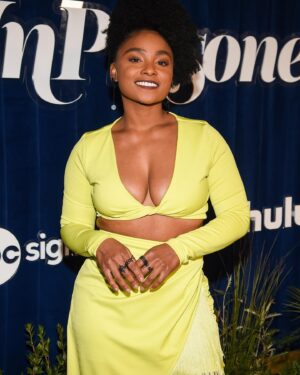 Jeanté Godlock Instagram - spring has sprung at the UnPrisoned premiere last night ✨💛🌼
thank you @onyxcollective @unprisonedhulu and @impact_ig for having me.