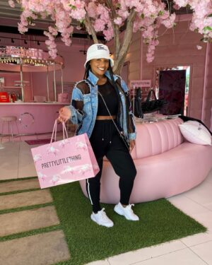 Jeanté Godlock Instagram - reppin for my girl @thechristinequinn thanks for having me @prettylittlething 💕