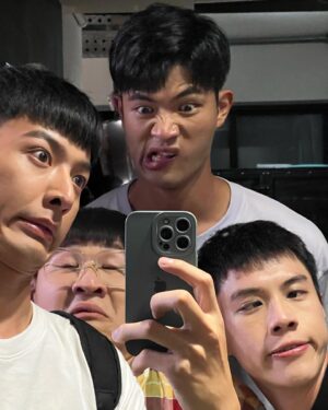 Jed Chung Instagram - 殺青快一個月了，想想拍攝就是轉眼瞬間就結束的事，可能之前拍攝的時程長，這次在拍攝時程也下意識地以為會繼續常常地看到這群人，結果就這麼倏忽地拍完了，打個噴嚏很快地就也上線了，事後想想其實之前的一年好像也不是很長，蠻快的。
從校園生活正式更名成職場生活，代表能再像以前一拖拉庫人相處在一起的機會不多了（至少陳安民警官是啦），但也很開心能用詼諧的方式帶給即將畢業的朋友們一些獨自踏入職場可能面臨的難題，希望大家還是會喜歡！
但也還是會很懷念啦，懷念日出的哈福高中、颱風天的畢業旅行、一起吃蒜頭雞的頭城農場、熱血北海岸機車大隊，有多少嘴角失守的畫面就有多少失控的場面，在你們笑出來前我們可能已經幾次下巴脫臼了。
想知道你們最懷念的是哪一個畫面？
