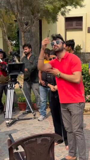 Jeet Raidutt Instagram - 🎬🙏🏻 NAARI 
#actiontaker #actinglife #womanpower #women #teamwork #reelstrending #ramram #reelistagram #ree #reelvideos #reelpage #reeladdiction #reelpost #repost #reeldance #reeldeel22 #newproject #newbeginnings #filmmaker #filmlife🎬 #dırector #trendingnews