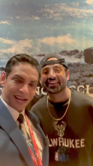 Jeet Raidutt Instagram - Positive souls!
I love to be surrounded by good aura!

Friends are chosen family!