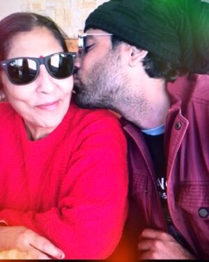 Jeet Raidutt Instagram - माँ❤️ इस दुनिया में सबसे बड़ी योद्धा माँ होती है 
#mother #motherlove #mothersday #motherearth #instapost #instamood #instagram #instamother #instaphoto #instaquotes