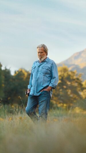 Jeff Bridges Instagram - COVID-19 hit me while I was already down with cancer and on chemo, but I knew I wasn’t out. #UpTheAntibodies to get an added layer of protection. #sponsored
