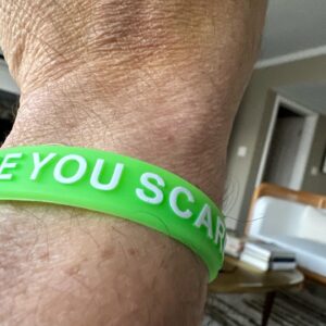 Jeff Garlin Instagram - My son made these. It says are you scared. It should not be taken literally. It’s supposed to be a way for me to pause. I’m bipolar, so I say to all of you with mental illness, take the pause. I just do the best I can with the information that I’ve been given. May you have a most wonderful year, but first today. #dbt #zeigezunt I edited this post. Too personal. I’m going to save the more personal stuff for my work. Thanks for all your kind words. We all want real. My heart is warmed