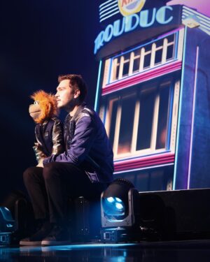 Jeff Panacloc Instagram - 🌟🎉 La scène nous appelle et on répond avec un GRAND OUI ! Notre tournée reprend dans très peu de temps ! 🚀 Prêts pour un max de rires et de surprises ?

🎤 Le grand final ? Le 10 avril à Bercy ! Qui a déjà ses billets en poche ? 🎟️

👀 Et qui revient pour un nouveau tour de folie avec nous ? On veut voir vos mains en l’air dans les commentaires ! 🙌

Love You ❤️🙃

#Tournée2024 #BercyNousVoilà #QuiAVosPlaces #OnRemetÇa