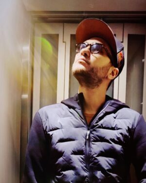 Jeff Panacloc Instagram - Des projets de fou arrivent les copains !
Plein de choses différentes pour vous faire kiffer je l’espère !
Et le SPECTACLE reprend à partir du 11 Mars 2023 dans TOUS LES ZÉNITHS DE FRANCE !

Et vous dites nous ce qui vous ferait plaisir ?
Love You ❤️🙃

#nouveau #spectacle #rollercoaster #jeffpanacloc #jeffpanaclocadventure #ilestcontent #adventure