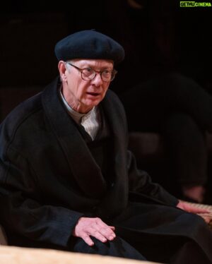 Jeff Perry Instagram - It’s been an honor to act in Anton Chekhov's Seagull, the first production launched in @steppenwolfthtr "in the round". Many thanks to all who poured their heart into this and came to see us do what we love most 👏. Until next time! ❤️