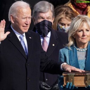 Jeff Perry Instagram - HELLOOO President @joebiden and Madame Vice President @kamalaharris! And of course @drbiden and @douglasemhoff! History was made today. The renewal of grace to our country. A better America starts today. What a remarkable time. Grateful and excited for what’s ahead! 😍👏💙