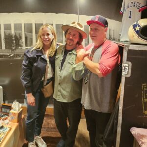 Jeff Ross Instagram - Most bands fade… but Pearl Jam just keeps going and going —adding new great songs to their incredible repertoire.  Shout out to greatness. Shout out to @pearljam and the unstoppable folk hero front man @eddievedder