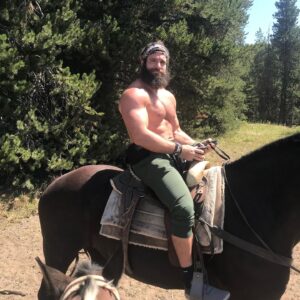 Jeff Sciullo Instagram - Out in the wild. A wildnerness ride through space and time. Coyotes, Bison, Elk, Wolves, Mountains, Falls, Rivers, Plains. Closer to God. Far from home. 🌍
.
Somewhere in the distance Smackdown awaits.
.
Yellowstone National Park, Wyoming.
.