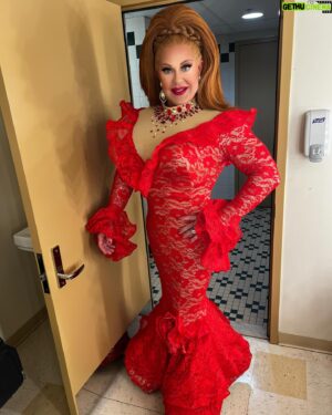 Jeffery Roberson Instagram - HARTFORD! Thank you @ctvoice Amazing evening! 2 shows tomorrow! Sunday night! 4:00 and 7:00! STAND BY YOUR DRAG! @twhartford #standbyyourdrag