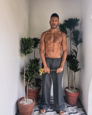 Jeffrey Bowyer-Chapman Instagram - 𝚕𝚎𝚊𝚟𝚎 𝚒𝚝 𝚝𝚘 𝚝𝚑𝚎 𝚘𝚝𝚑𝚎𝚛 𝚋𝚘𝚢𝚜 𝚝𝚘 𝚙𝚕𝚊𝚢 ♥️