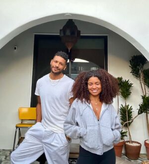 Jeffrey Bowyer-Chapman Instagram - Cozy🤍🩶