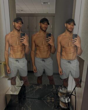 Jeffrey Bowyer-Chapman Instagram - Fuck with light…
but don’t fuck with The Light✨🫶🏾✨