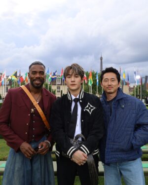Jeffrey Ngai Instagram - 誰能想到當初的一首「失約巴黎」能陪伴我走到這麼遠
巴黎 謝謝你 🇫🇷 我們沒有失約
當初第一次帶我到巴黎到現在
always a pleasure with @louisvuitton 
最開心是和大家打成一片，謝謝大家昨晚的照顧
mad love brothers 🫶🏽

#LVMENSS25
#LOUISVUITTON
#PharrellWilliams