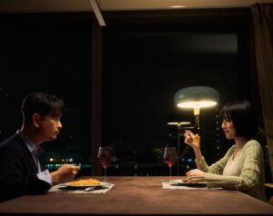 Jeffrey Ngai Instagram - 永遠站在我背後的人
她把滿滿的愛都藏在這個MV裡

從我逼她當導演，到她構思每個故事情節、埋班找人、睇景、到拍攝，她把心中每個分鏡都想得清清楚楚、每場情緒要什麼、每場動線是什麼、機位擺哪裡、演員的動作做什麼、鏡頭要什麼、轉換每場衣服、每個道具、都在她心中想好了，看著她和剪接互剪和構思每一格畫面，跟調色來來回回討論，到最後的成品，能感受到裡面藏很深很深的愛。因為裡面還包含每個岡位的愛，大家就是一群年青熱血的90後和00後，沒有大家的力量灌輸在裡面也不會有這麼讓人感動的MV。也特別感謝君豪哥和明禎陪我們一起瘋，相信陳導，感謝大家。

看了幾句留言，感觸很深。
弄壞的傢俬損毀了或許能修補
但被破壞的關係卻是覆水難收

希望大家珍惜眼前人

謝謝你送的這份生日禮物

MV 
https://youtu.be/RrY00cCgD1g?si=34klyDU5NXkHw7gN
