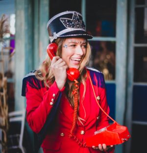 Jenna Saras Instagram - Staying connected 

#actorlife #actress #model #livingthebestlifeican #changeisinevitable #keepcalmtheywillfixitinpost #communicationiskey #festivalfashion #festivalgear #festivalscomingsoon #wednesdaymotivation