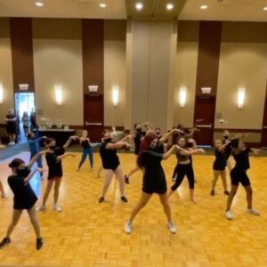 Jenni Thomasson Instagram - I had such a great time judging and teaching at @wctedance Nationals in Chicago this week! We had a blast dancing to new @todrick music (I mean I had to! 😝)! AND I got to spend time with my bestie @mskriskan who made it all happen! Thanks to all the dancers who shared their energy & talent! (Be on the lookout for the clean version of Femuline dropping soon! 👀 ) #todrickhall #femuline #worldclasstalentexperience