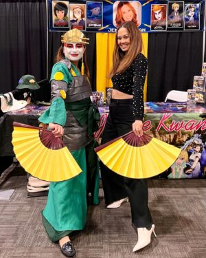Jennie Kwan Instagram - Thanks to @animeimpulse and all of you who came out to Pomona this past weekend!  It was so great to be say hey to my SoCal peeps AND sleep in my own bed.  It was also great to meet VA friends like @suzie.yeung and @calvinnickelson from my amazing VO agency @atlas_talent in person!  Perks to living in LA!!
.
.
.
#actor #voiceactor #animeimpulse #animeimpulsela2024 #comiccon #animecon #avatarthelastairbender #suki #streetfighter #streetfighter6 #chunli #meetandgreet #autographsigning