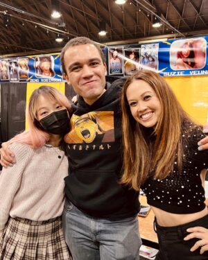 Jennie Kwan Instagram - Thanks to @animeimpulse and all of you who came out to Pomona this past weekend!  It was so great to be say hey to my SoCal peeps AND sleep in my own bed.  It was also great to meet VA friends like @suzie.yeung and @calvinnickelson from my amazing VO agency @atlas_talent in person!  Perks to living in LA!!
.
.
.
#actor #voiceactor #animeimpulse #animeimpulsela2024 #comiccon #animecon #avatarthelastairbender #suki #streetfighter #streetfighter6 #chunli #meetandgreet #autographsigning