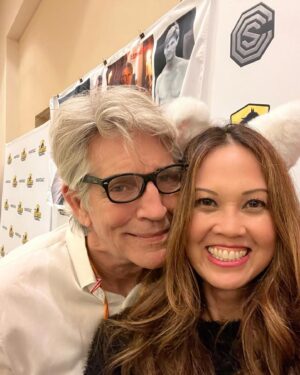 Jennie Kwan Instagram - Time flies fast when you’re having fun!  And we definitely did.  Thank you @saratogacomiccon for having me and thanks to all of you who came through and brought your warmth.  Until we meet again❤️❄️🫶
.
.
.
#actor #voiceactor #comiccon #animecon #avatarthelastairbender #atla #suki #streetfighter #chunli #scissorseven #meetandgreet #autographsigning #saratogasprings