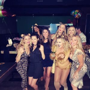 Jennifer Lyons Instagram - Happy Birthday @ambernicolehay, my lovely Leo Sister😻😽 I wish you a glorious year ahead. Xoxo