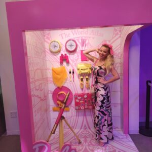 Jennifer Lyons Instagram - BARBIE FUN with @tonyavivian 💖for @elle.wilde bday!