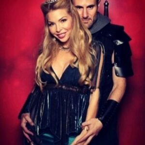 Jennifer Lyons Instagram - This guy is truly my knight in shining armor! I am so lucky!
@heavilymeditated6 
#cosplay #Valentinesday #love #relationship #marriage #kingarthur #Queen #actress #adventurer #catlover
