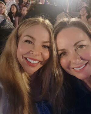 Jennifer Lyons Instagram - What a fun surprise! Forever and always a Disney lover! (*pay your writers and actors' Disney!) Thank you @lanikaiclouse