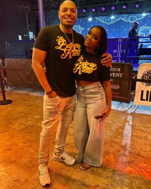 Jennifer Sears Instagram - Pulled up to #thebaldbrotherstour Atlanta show to see @tonybaker, @kevonstage, and @tahirmoore. Make sure you check ‘em out when they come to a city near you.👏🏾🙌🏾🔥 #thebakerykrew