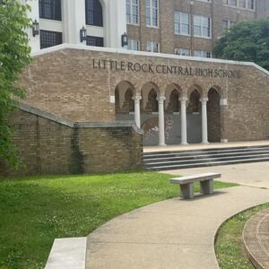 Jennifer Sears Instagram - While I’m here in Little Rock, I just had to visit Little Rock Central High School that was integrated by the brave nine black students known as the Little Rock Nine. Each of the nine students has an engraved bench in their honor. The last slide is an image of Elizabeth Eckford, one of the courageous Little Rock Nine.

Teach the full truth about history so we can learn from it. Those who don’t learn history are doomed to repeat it.✨ 

#LittleRockNine #LittleRockCentralHighSchool #blackhistory #americanhistory #thisisamerica #facethepastforabetterfuture