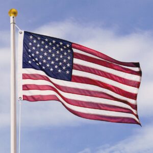 Jennifer Walcott Instagram - “Land of the free because of the brave.”🇺🇸

Thank you to all the men and women who have served and continue to serve our country. Your courage and sacrifice make our freedom possible. Happy Fourth of July!