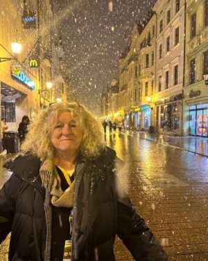 Jenny Beavan Instagram - I am still reeling from the extraordinary experience which is the Camerimage Festival in Toruń. We were only there for 4 days - how anyone can last the full 7 days is a mystery to me, it is SO ‘full on’! Events, films, panels, talks, camera equipment … parties! Amazing. I was incredibly honoured to be awarded the ‘Golden Frog’ for Unique Visual Sensitivity’ (could there be a nicer award than a frog?). I met wonderful old friends and new, saw amazing historic Toruń, learned about Copernicus in the fascinating museum and the talk on the colliding of science and film with Walter Murch and Professor Leszek Blaszkiewicz. My daughter Caitlin and I were wonderfully well looked after by Daria Piech and all the Camerimage crew. Next year … if I gather my strength! 

@camerimage.festival
