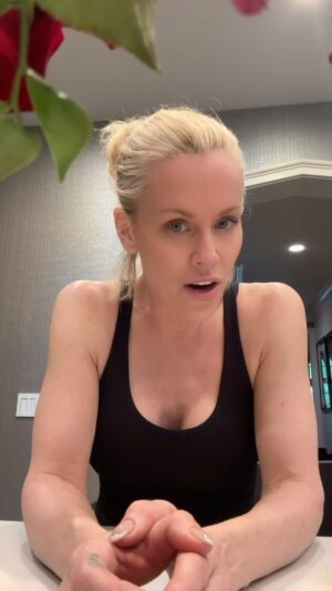 Jenny McCarthy-Wahlberg Instagram - An important message on an important day. 💕

#happymothersday