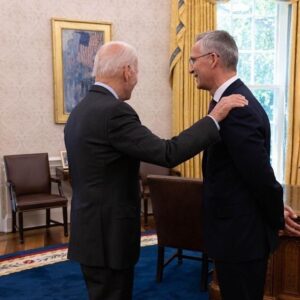 Jens Stoltenberg Instagram - Great meeting with @POTUS to prepare for our @nato Summit later this month. I thanked him for the US leadership in NATO's response to Russia's war in Ukraine. We agree that a strong transatlantic Alliance is the cornerstone for our security in a more competitive world.