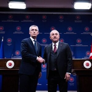 Jens Stoltenberg Instagram - The 6 February earthquakes were the deadliest natural disaster on Alliance territory since NATO’s founding. We are now setting up housing for thousands of displaced people & providing airlift. In Ankara & Hatay, I conveyed our strong solidarity: NATO stands with Türkiye.