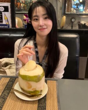 Jeon Hye-yeon Instagram - 12월의 태국🎄🙏☺️