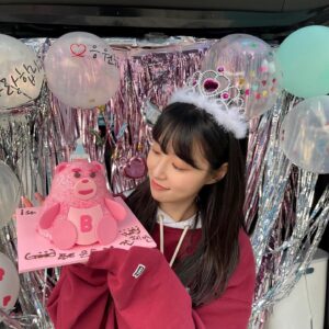 Jeon Hye-yeon Instagram - 윤솔이 안녕👋👋