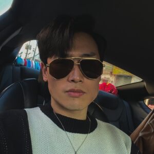 Jeon Tae-yang Instagram - Toasty winter 🫶🏼 feeling warm from all the love and kindness