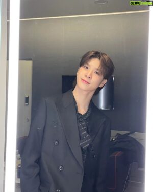 Jeong Dong-won Instagram - KBS 전국노래자랑 연말결선 ❤️
