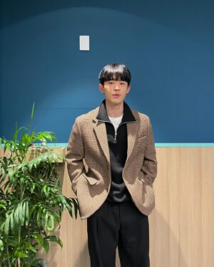 Jeong Jae-kwang Instagram - Stylist @oud_jung
