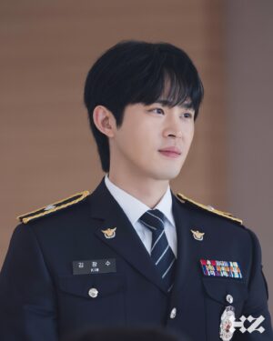 Jeong Jae-kwang Instagram - @highziumstudio 
SBS <커넥션> ’김창수‘ 
금,토 밤 10시🫡

#커넥션