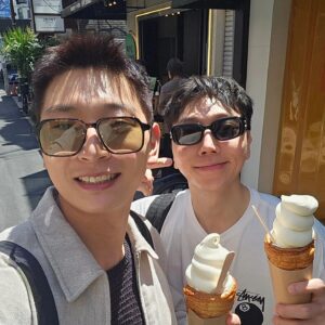 Jeong Jin-woon Instagram - 사진 잘 찍어주는 내 메이트👍 

@wonseollee 또 놀러나가자👊👊