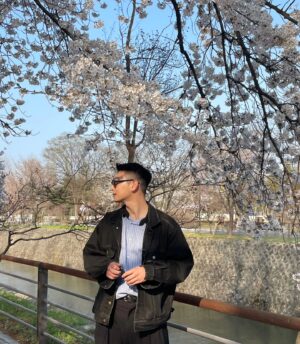 Jeong Jin-woon Instagram - 분홍색 노랑색 초록색 파란색 갈색
🌸 🌼 🌱 🌏 🌳
봄의 다섯가지 색👋👋