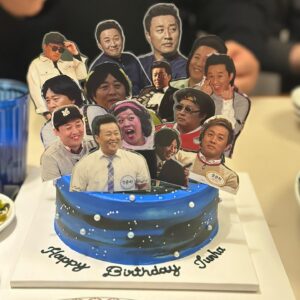 Jeong Jun-ha Instagram - 놀면뭐하니 팀부터,지인들,오래된 우리팬들까지..함께한 행복한 생일🎁🙏🏻 고마워요👏🙏🏻모두모두💕💕🎶