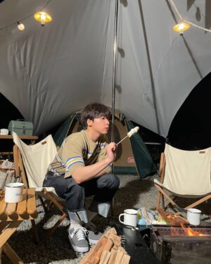 Jeong Se-woon Instagram - 캠핑캠핑 🏕