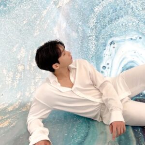 Jeong Se-woon Instagram - THE WAVE coming soon!